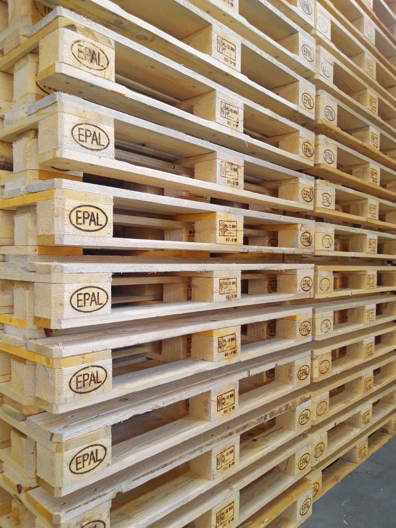 producent palet drewnianych